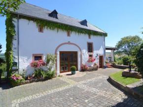 Holiday home in the Ittel Eifel with balcony